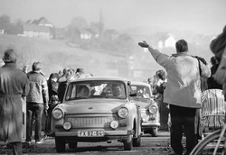 00-Trabbi Begruessung.jpg
